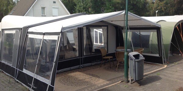 Walker Dynamic 250 Voortent SHOWMODEL afbeelding
