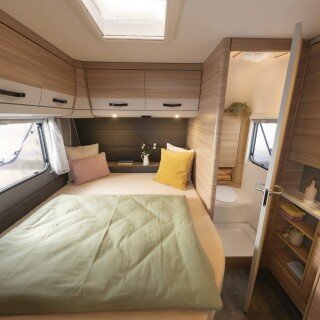 DET Summer Edition 560 FMK Schlafzimmer offenes Bad RET 093025