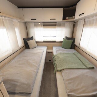 DET c joy 460 LE BELU Schlafzimmer V1 RET 041626