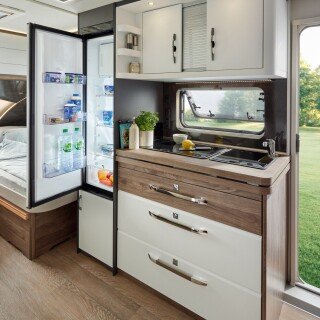 2026 WW Excellent Edition 495 UL innen Seitenkueche h BEAR