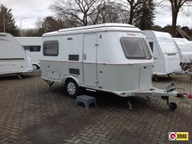 Touring Triton 420 afbeelding