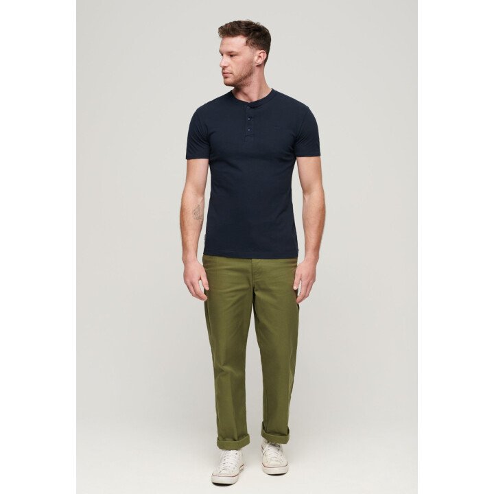 Essential Logo EMB S/S Henley afbeelding